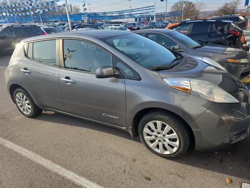 2016 Nissan Leaf S