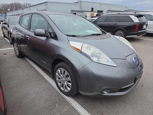2016 Nissan Leaf S
