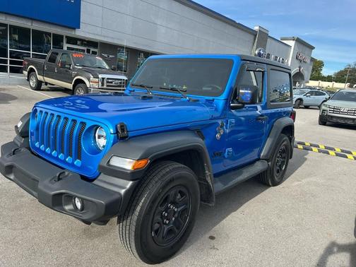 2023 Jeep Wrangler Sport