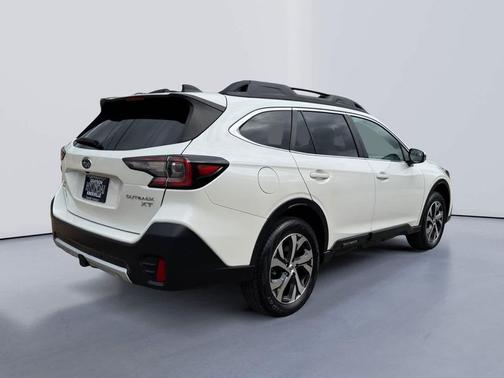 2022 Subaru Outback Limited XT