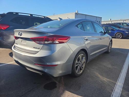 2017 Hyundai ELANTRA Limited