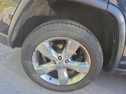 2012 Jeep Grand Cherokee Overland