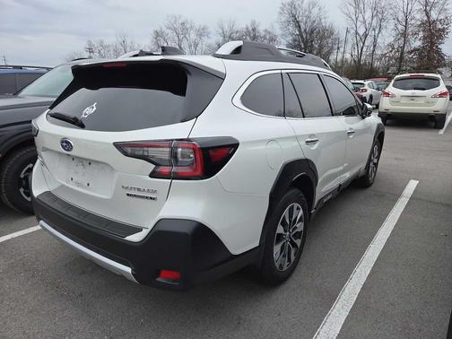2024 Subaru Outback Touring XT