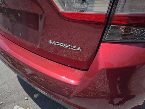 2019 Subaru Impreza 2.0i
