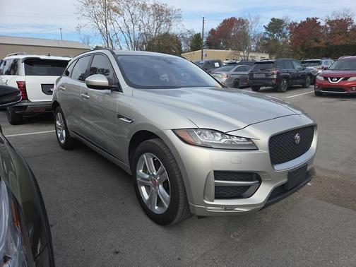 2017 Jaguar F-PACE 35t R-Sport