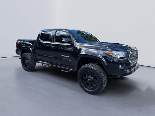 2018 Toyota Tacoma TRD Sport