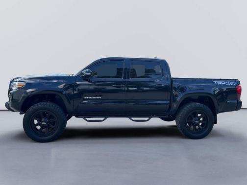 2018 Toyota Tacoma TRD Sport