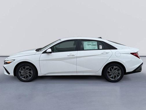 2026 Hyundai ELANTRA HEV Blue