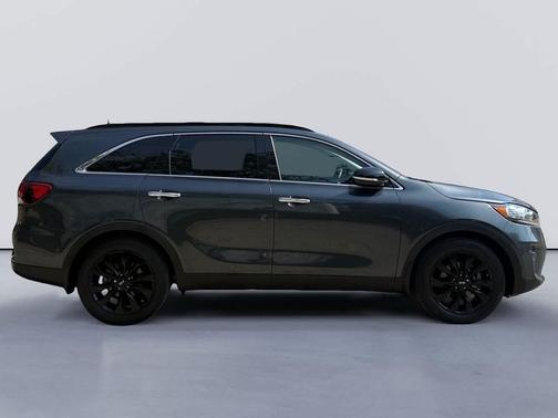 2019 Kia Sorento S