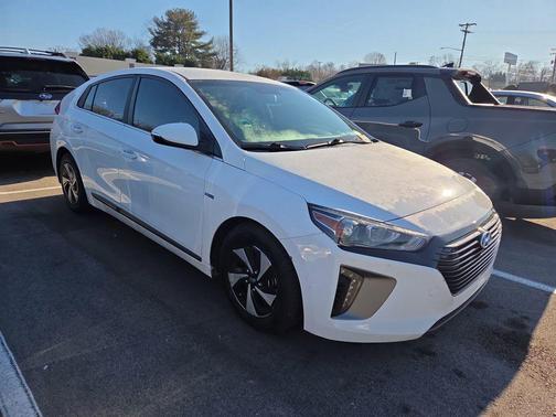 2017 Hyundai IONIQ Hybrid SEL