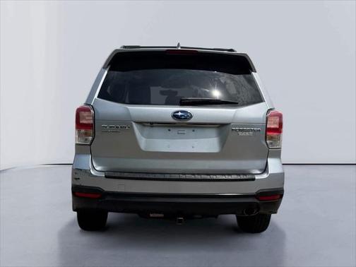 2017 Subaru Forester 2.5i Touring