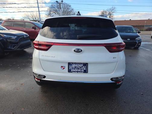 2022 Kia Sportage EX