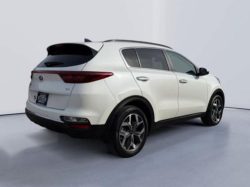 2022 Kia Sportage EX