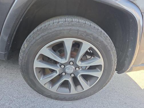 2017 Jeep Grand Cherokee Overland