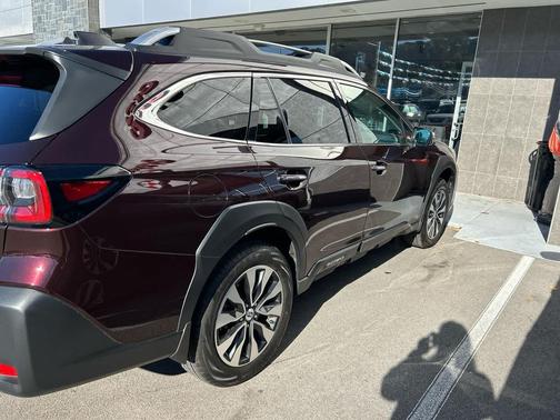 2023 Subaru Outback Touring XT