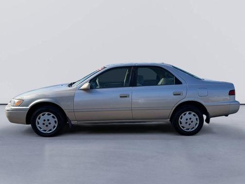 1997 Toyota Camry LE