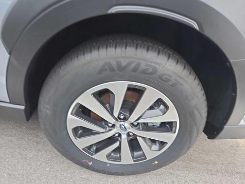 2025 Subaru Outback Base