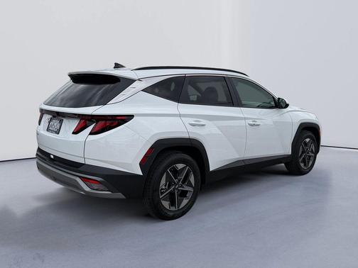 Serenity White Pearl 2026 Hyundai TUCSON SEL