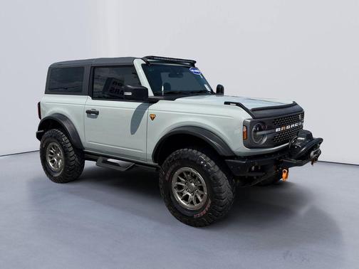 Cactus Gray 2024 Ford Bronco Badlands