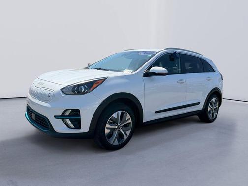Snow White Pearl 2022 Kia Niro EV EX