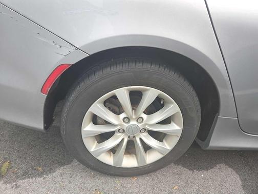 2015 Chrysler 200 C