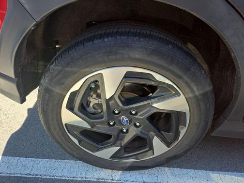 Lithium Red Pearl 2024 Subaru Crosstrek Limited
