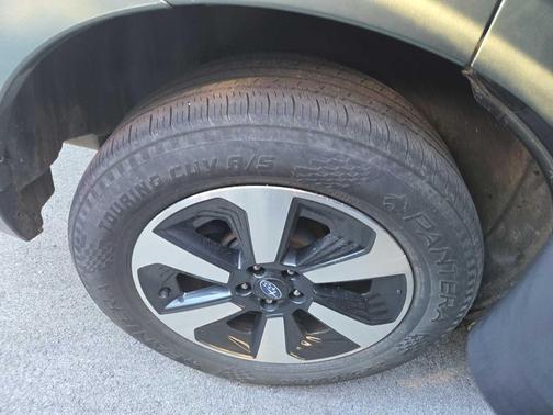 2017 Subaru Forester 2.5i Limited