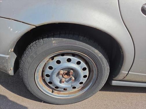 1999 Saturn SL 2