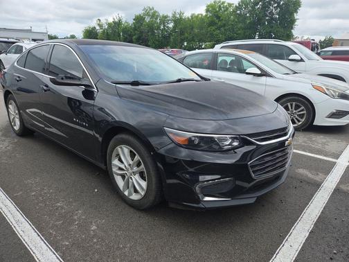 Mosaic Black Metallic 2017 Chevrolet Malibu 1LT