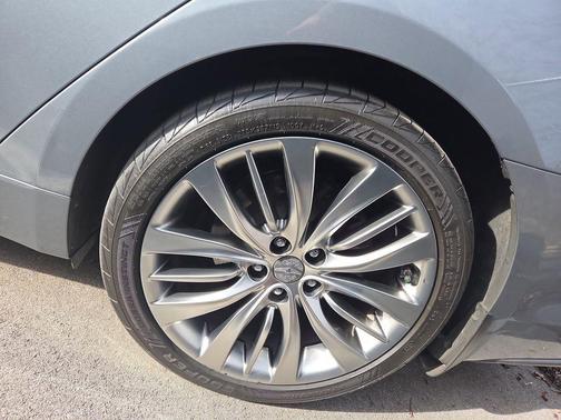 2015 Hyundai Genesis 5.0