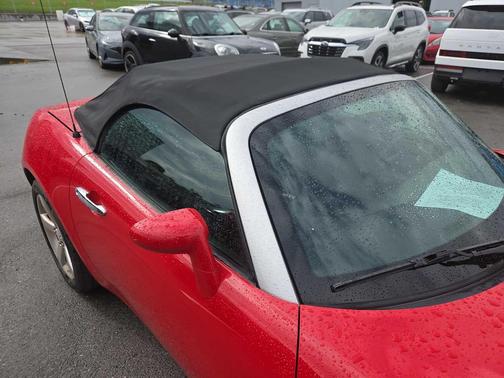 2006 Pontiac Solstice 2dr Convertible