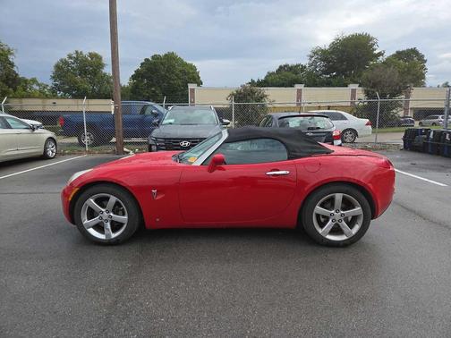 2006 Pontiac Solstice 2dr Convertible