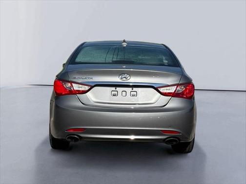 2011 Hyundai SONATA SE