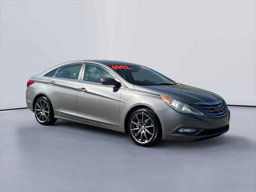 2011 Hyundai SONATA SE