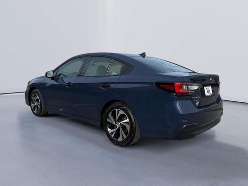 2023 Subaru Legacy Base