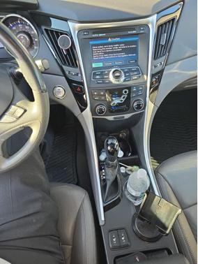 2011 Hyundai SONATA Limited