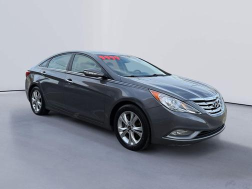 2011 Hyundai SONATA Limited
