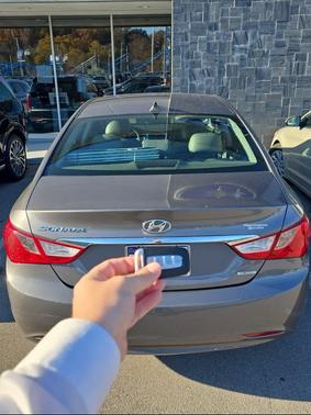 2011 Hyundai SONATA Limited