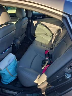 2011 Hyundai SONATA Limited