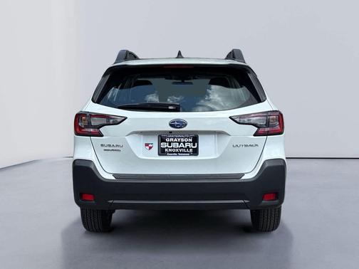 2025 Subaru Outback Base