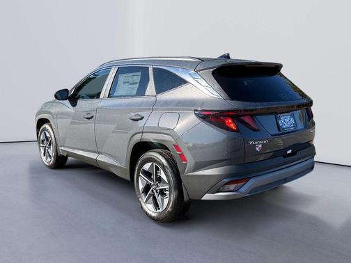 Ecotronic Gray 2026 Hyundai TUCSON Hybrid SEL