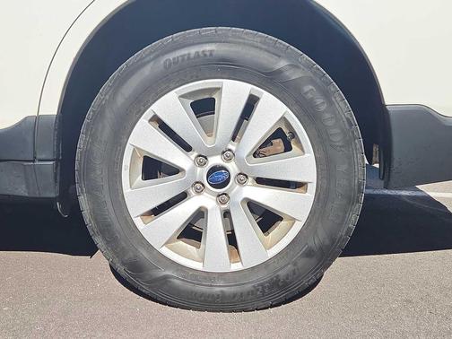 2018 Subaru Outback 2.5i