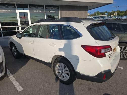 2018 Subaru Outback 2.5i