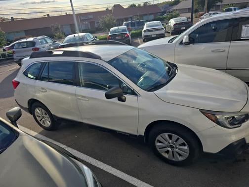 2018 Subaru Outback 2.5i