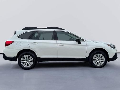 2018 Subaru Outback 2.5i
