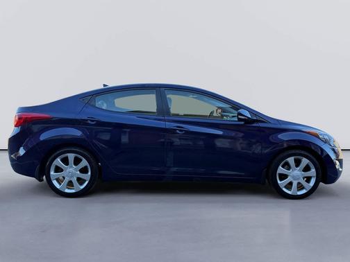 2012 Hyundai ELANTRA Limited