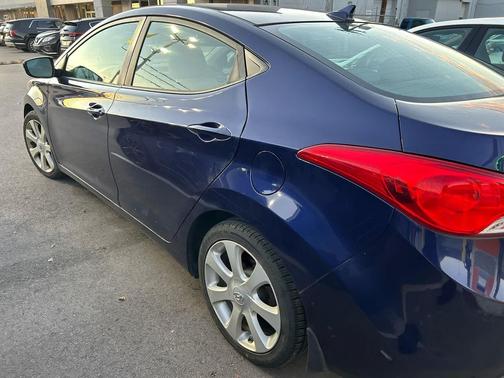 2012 Hyundai ELANTRA Limited