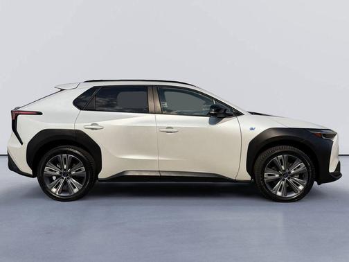 Cosmic White Pearl 2023 Subaru Solterra Limited