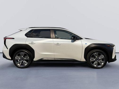 Cosmic White Pearl 2023 Subaru Solterra Limited