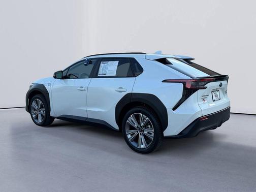 Cosmic White Pearl 2023 Subaru Solterra Limited